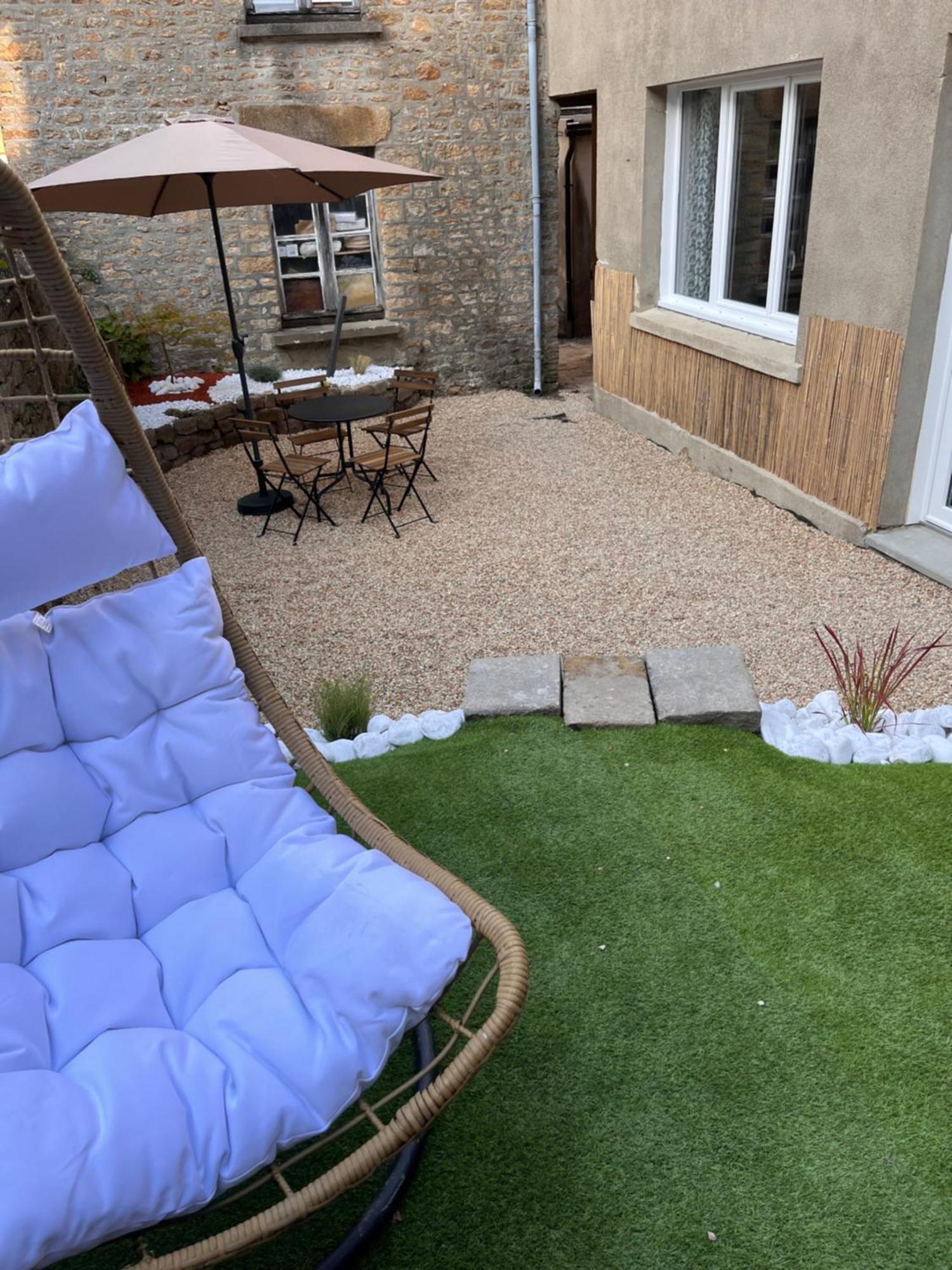 Beau Loft Room Proche Mont Saint Michel Jaccuzi Illimite En Plein Centre Avranches Esterno foto